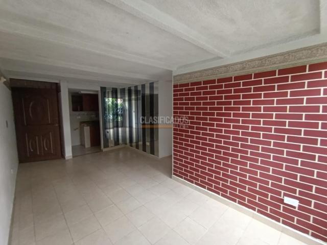 Apartamentos, Alquiler en Comfenalco