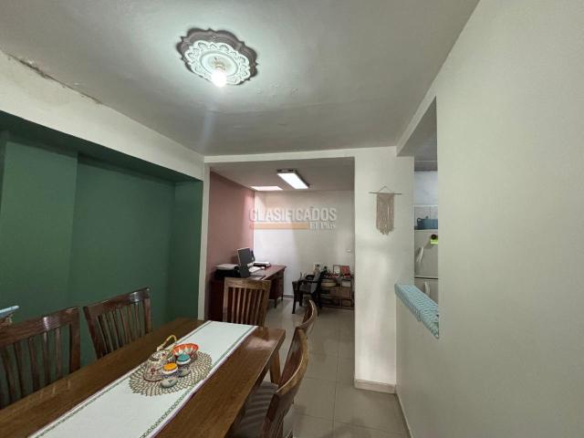 Casas, Venta en Primero de Mayo