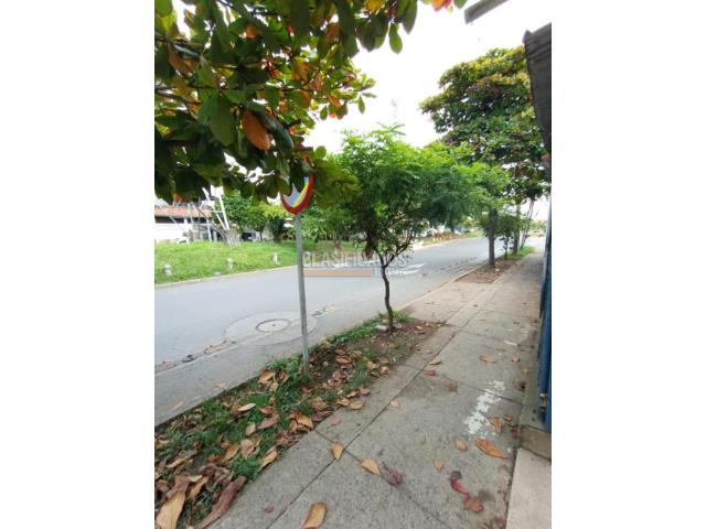 Locales y Bodegas, Alquiler en Los Naranjos