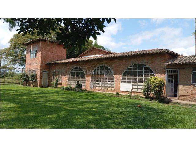 Fincas y Casas Campestres, Venta en Jamundí