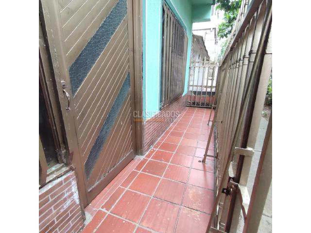 Apartamentos, Alquiler en La Rivera