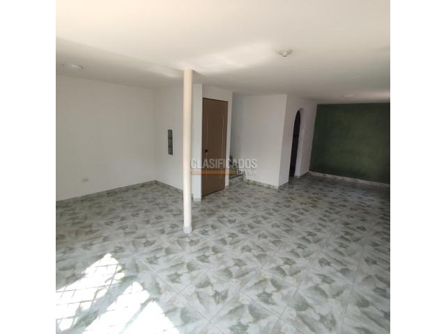 Casas, Alquiler en Quintas de Salomia