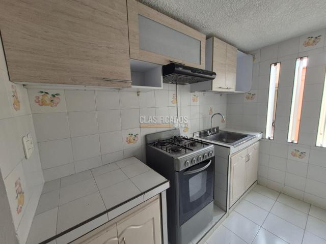 Apartamentos, Venta en Cañaverales