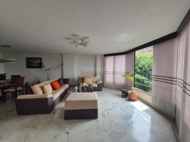 Apartamentos, Venta en Santa Mónica Residencial