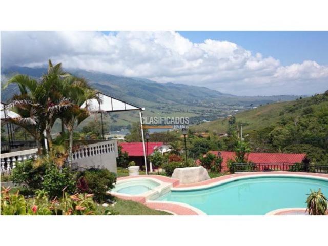 Fincas y Casas Campestres, Venta en Calima (Darién)