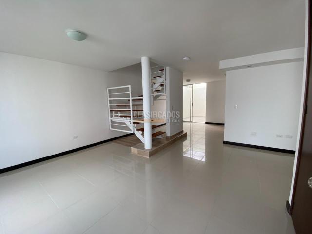 Casas, Alquiler en Valle del Lili