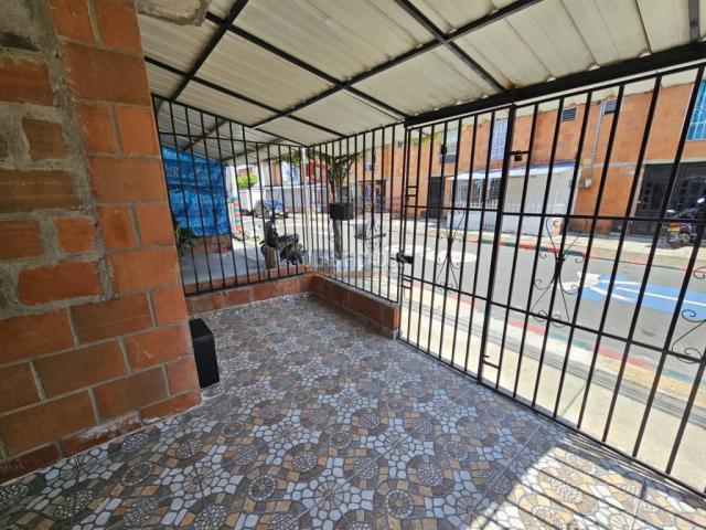 Casas, Alquiler en Palmira