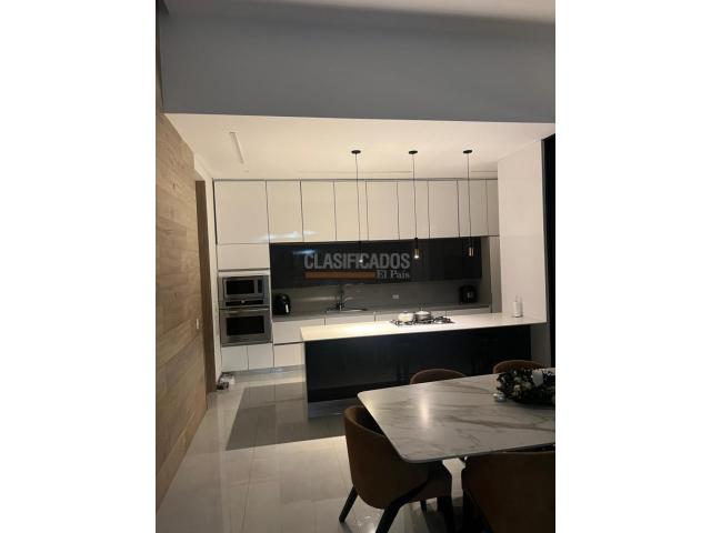 Casas, Venta en Ciudad Jardín