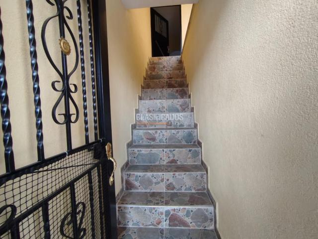 Apartamentos, Alquiler en Doce de Octubre