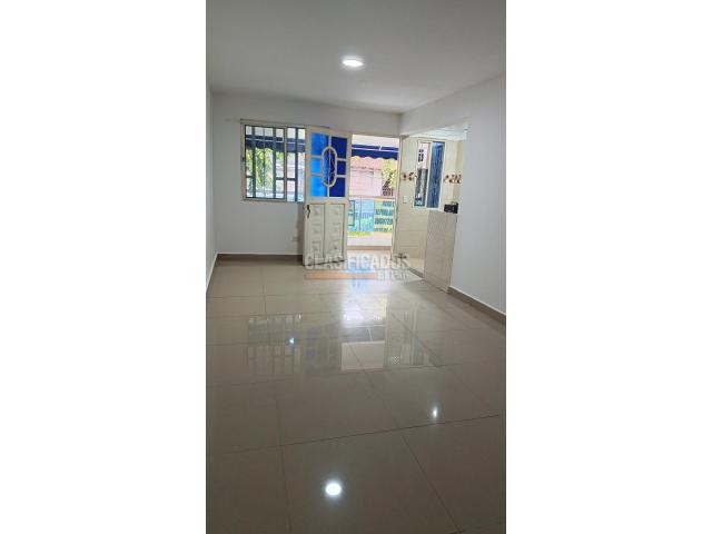 Apartaestudios, Alquiler en El Refugio