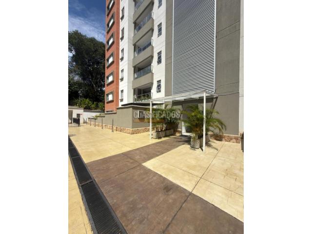 Apartamentos, Venta en Pance
