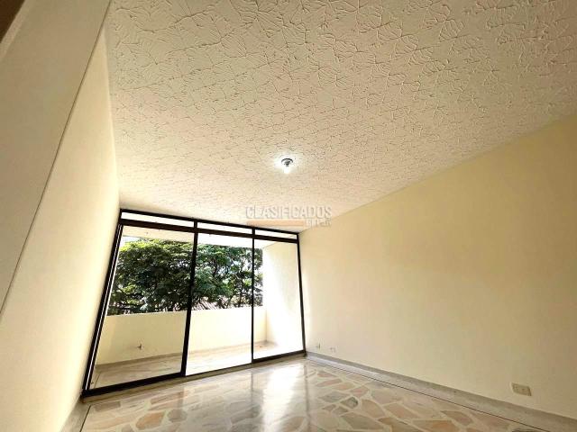 Apartamentos, Venta en El Limonar