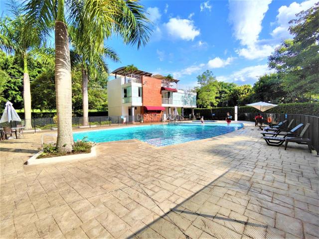 Apartamentos, Venta en Valle del Lili