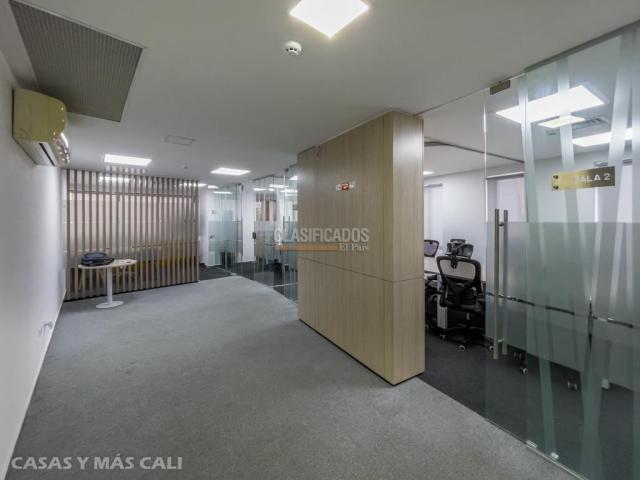 Oficinas y Consultorios, Venta en San Pedro