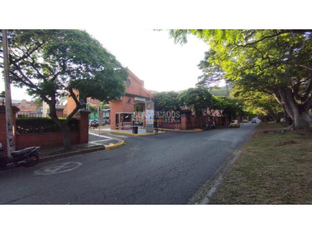 Locales y Bodegas, Venta en Chipichape