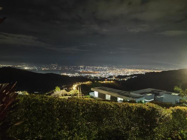 Casas, Venta en Yumbo