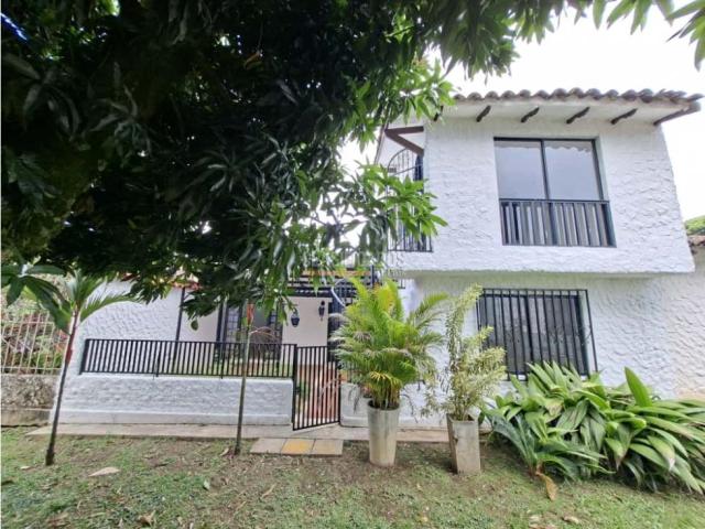 Casas, Venta en El Refugio