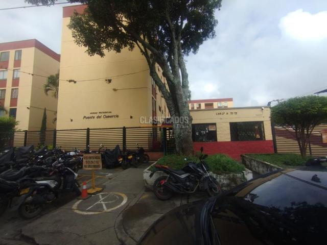 Apartamentos, Alquiler en Puente del Comercio