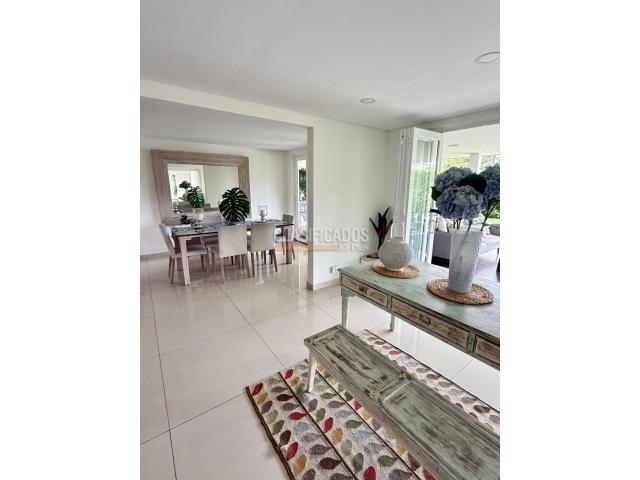 Casas, Alquiler en Pance