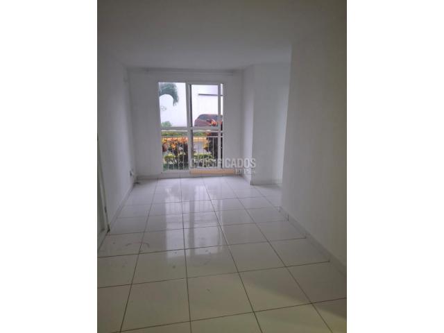 Apartamentos, Alquiler en Ciudad Pacifica