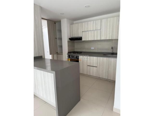 Apartamentos, Venta en Ciudad Jardín