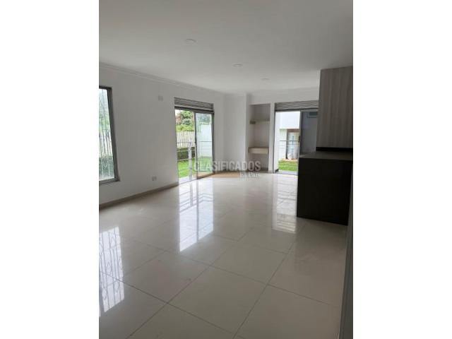 Apartamentos, Venta en Ciudad Jardín