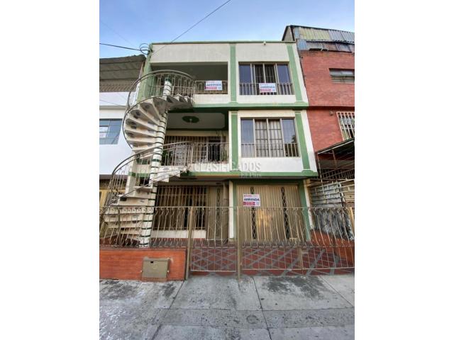 Apartamentos, Alquiler en Evaristo García