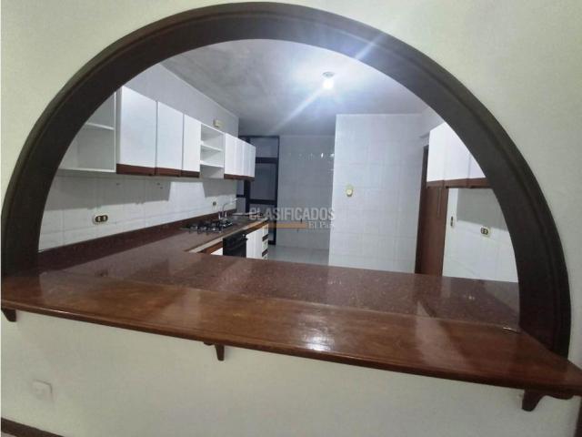 Apartamentos, Venta en Ciudad Jardín