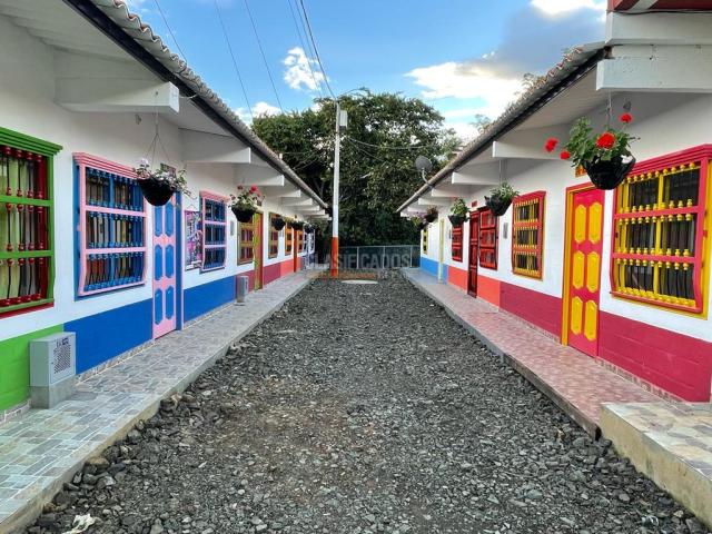 Casas, Venta en Calima (Darién)