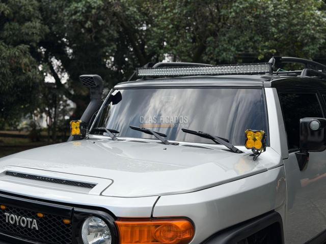 Toyota FJ Cruiser 2017