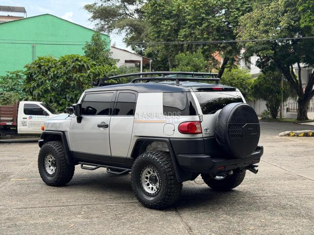 Toyota FJ Cruiser 2017
