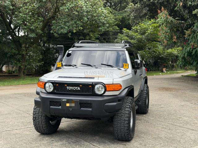 Toyota FJ Cruiser 2017
