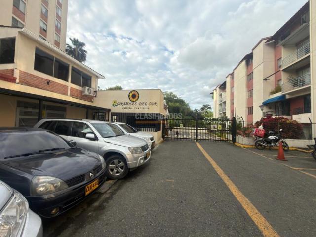 Apartamentos, Alquiler en Las Quintas de Don Simón