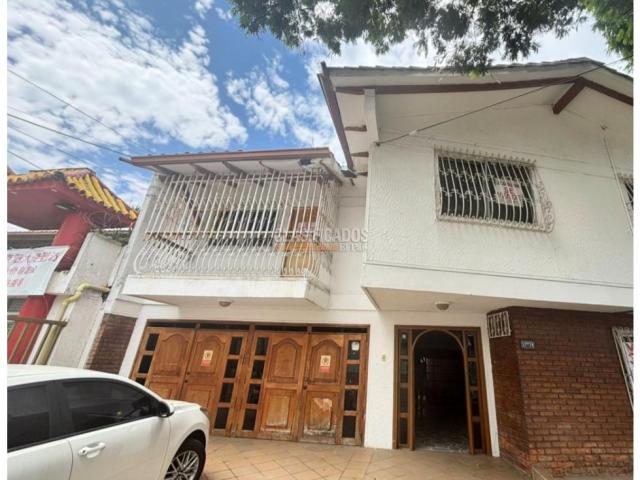 Casas, Venta en Prados del Norte