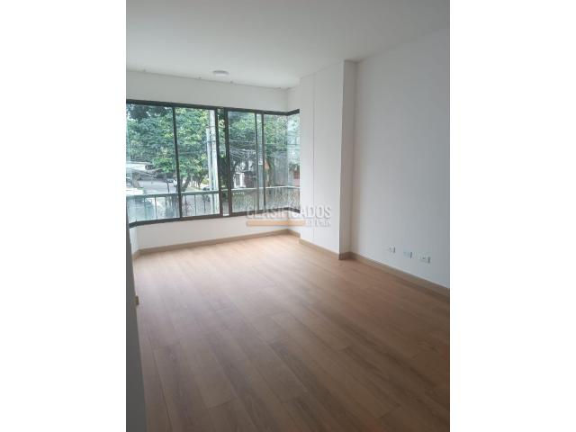 Apartamentos, Venta en Ciudad Jardín