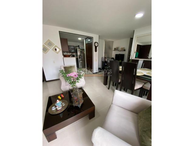 Apartamentos, Venta en Valle del Lili