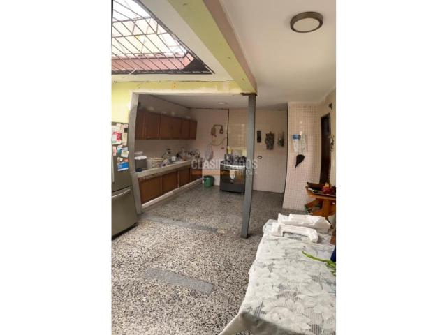 Casas, Venta en El Gran Limonar