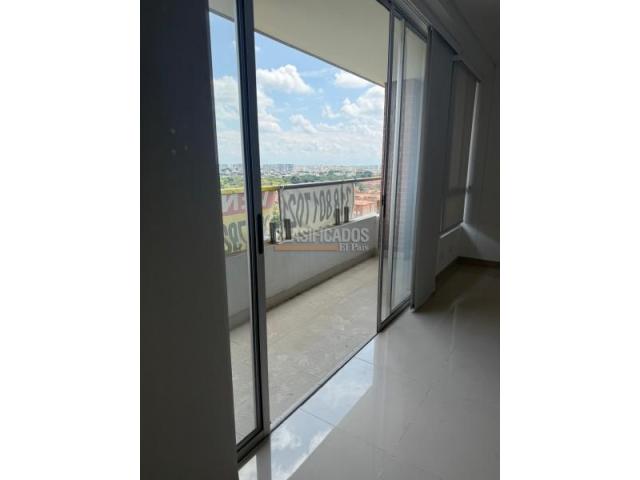 Apartamentos, Venta en Valle del Lili