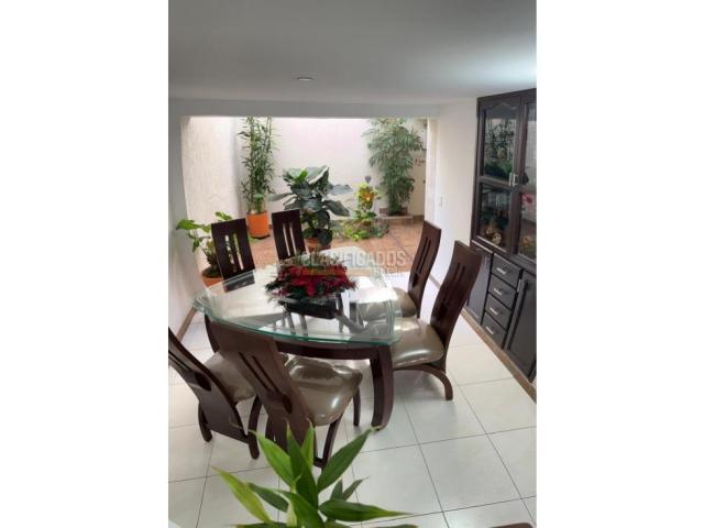 Casas, Venta en Villa de Guadalupe