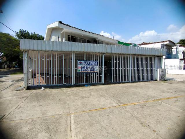 Locales y Bodegas, Alquiler en Camino Real