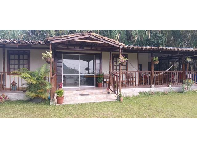 Fincas y Casas Campestres, Venta en Tuluá