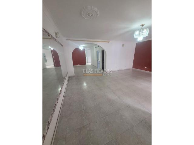 Casas, Alquiler en El Jardín