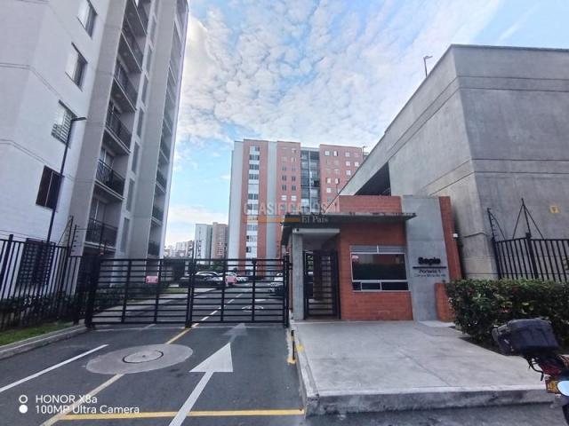 Apartamentos, Alquiler en Ciudad Melendez