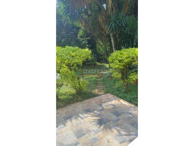 Apartaestudios, Alquiler en Arroyohondo