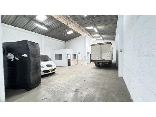 Locales y Bodegas, Alquiler en San Vicente