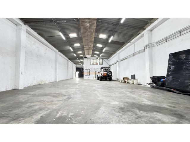 Locales y Bodegas, Alquiler en San Vicente