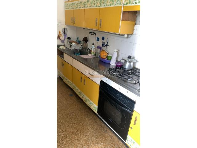 Apartamentos, Venta en Ed. Mamá Sarita