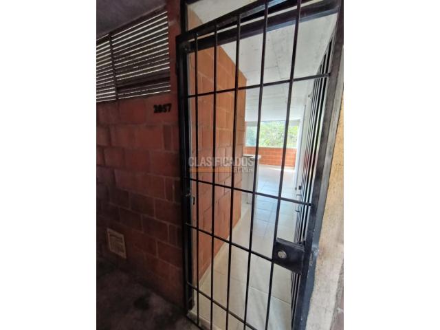 Apartamentos, Alquiler en Giron