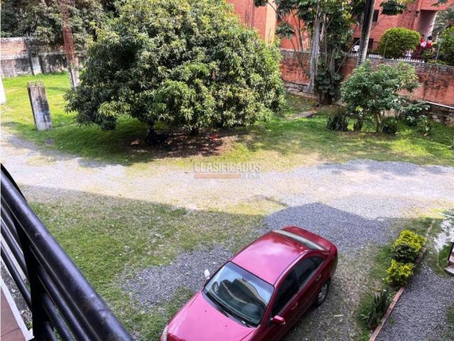 Apartamentos, Venta en El Refugio