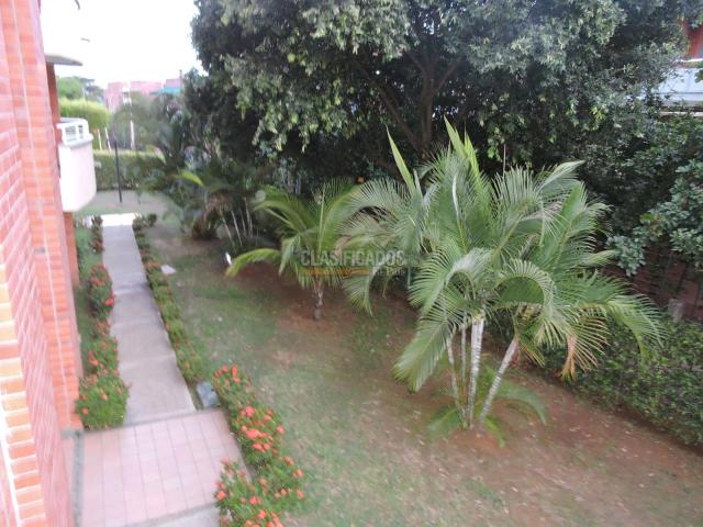 Apartamentos, Venta en Ciudad Jardín